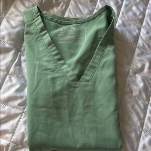 Figs V-Neck Scrub Top in Sage